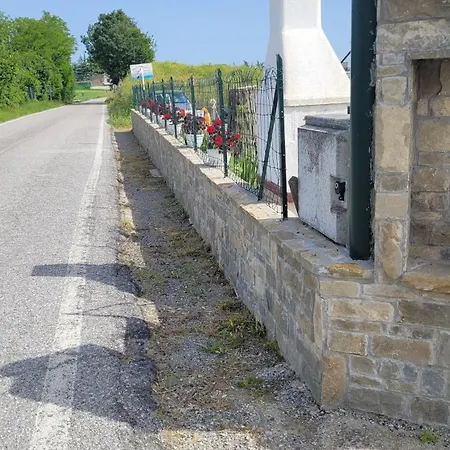 Casa Vacanze * Mombarcaro
